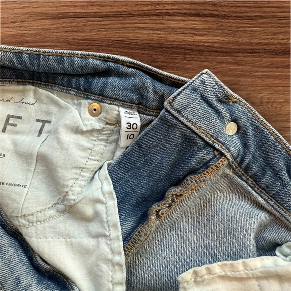 Loft Blue Denim Jean Shorts Size 10 EUC - Picture 3 of 4